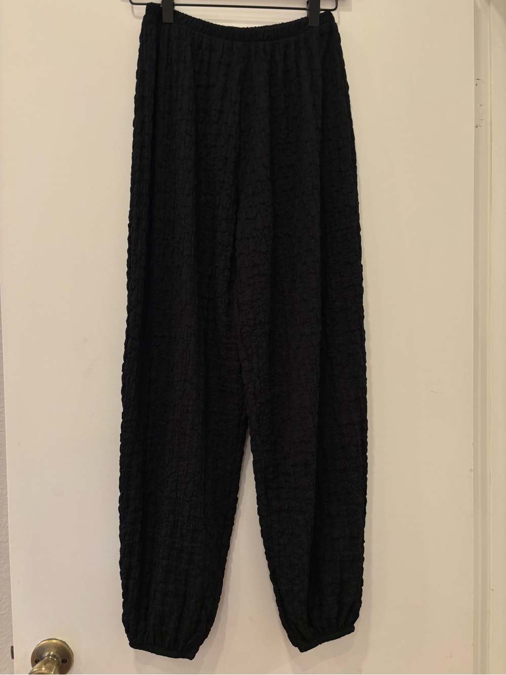 Zara Black Crinkle Textured Elastic Waist Balloon Harem style Pants Joggers